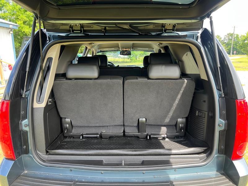 GMC Yukon SLT1 2WD 2010