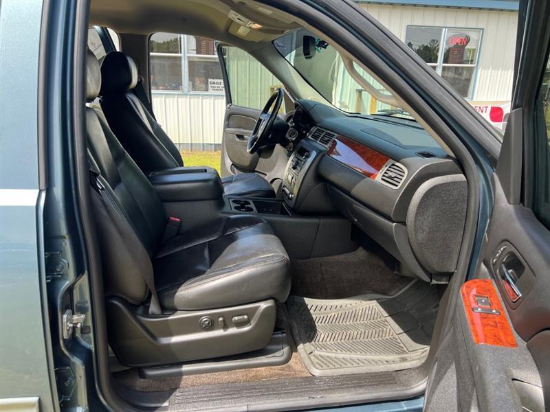 GMC Yukon SLT1 2WD 2010