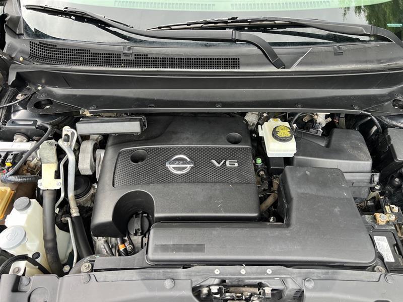 Nissan Pathfinder S 2WD 2014