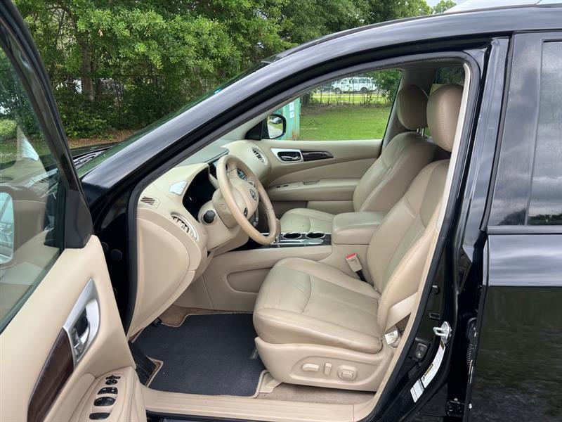 Nissan Pathfinder S 2WD 2014