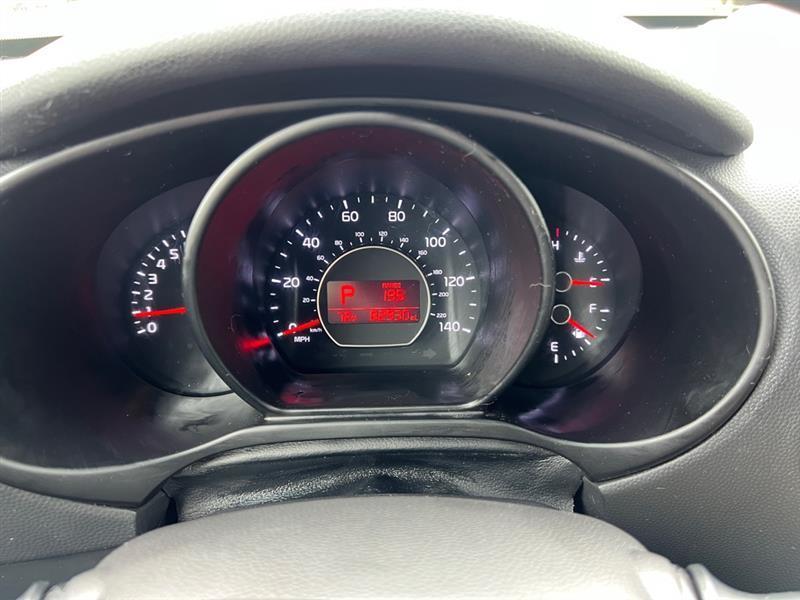 Kia Soul Base 6A 2016