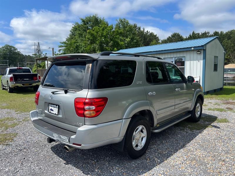 Toyota Sequoia SR5 2WD 2004