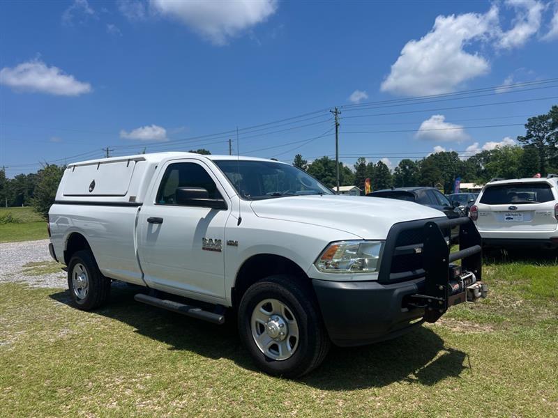 RAM 2500 Tradesman Regular Cab 4WD 2016