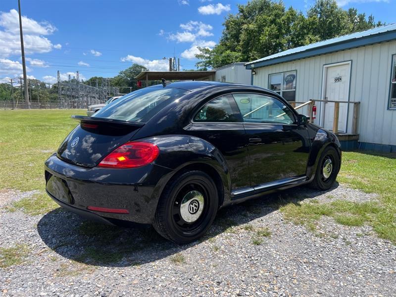 Volkswagen Beetle 1.8T PZEV 6A Fleet 2016