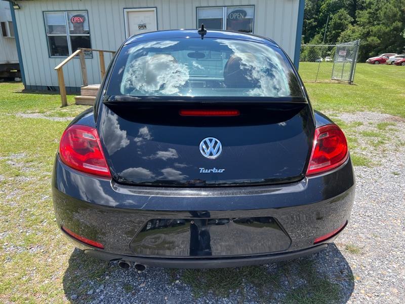 Volkswagen Beetle 1.8T PZEV 6A Fleet 2016