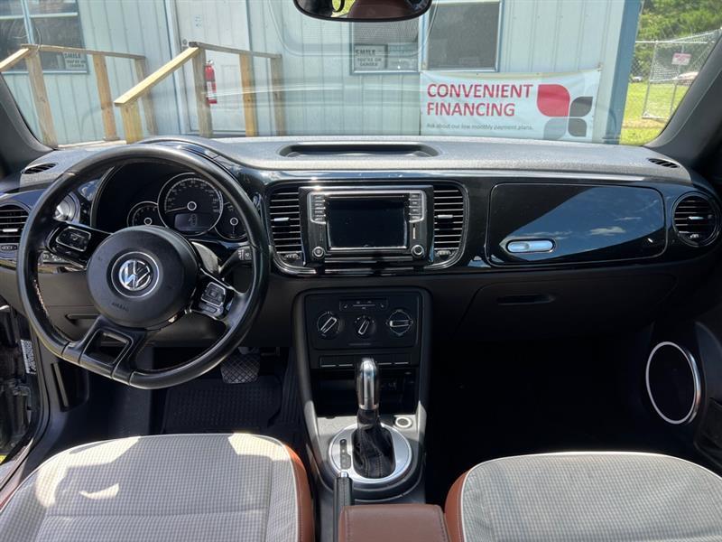 Volkswagen Beetle 1.8T PZEV 6A Fleet 2016
