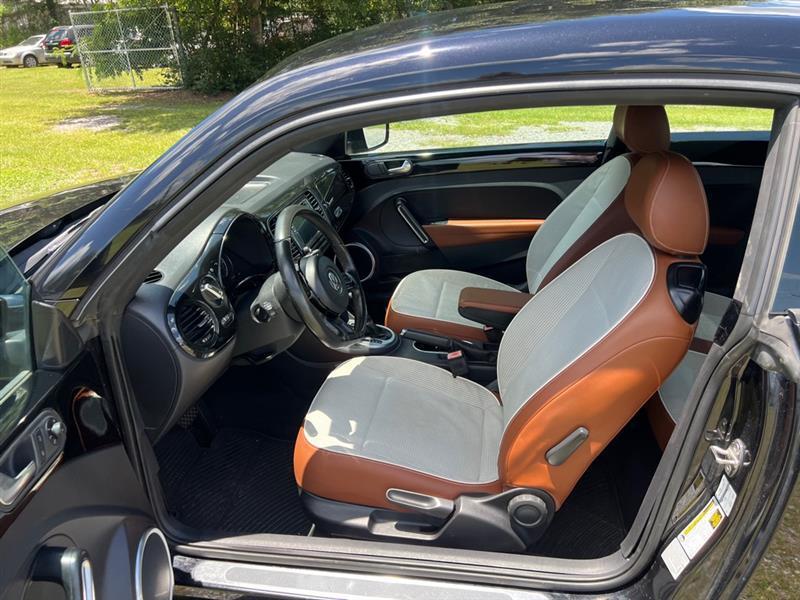 Volkswagen Beetle 1.8T PZEV 6A Fleet 2016