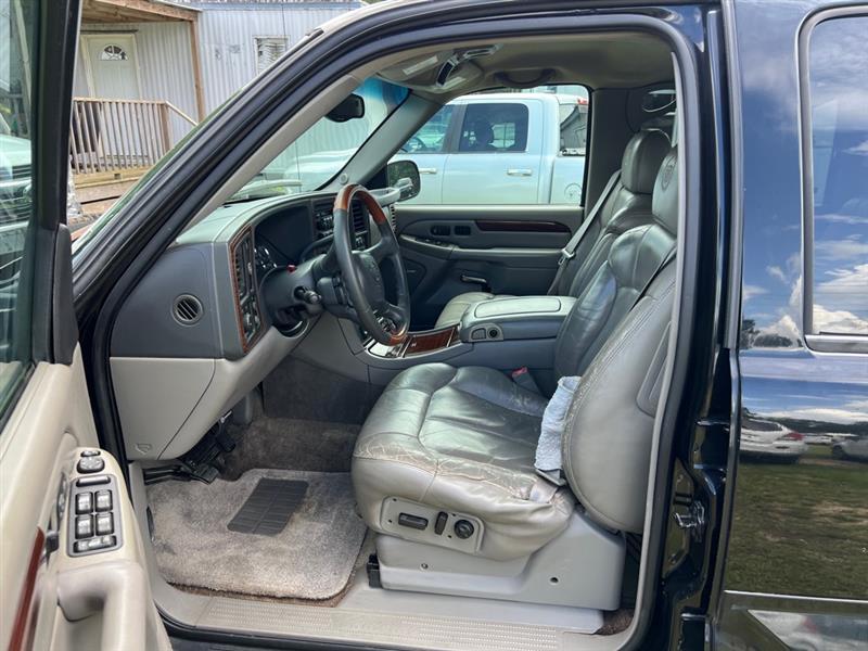 Cadillac Escalade EXT Sport Utility Truck 2002