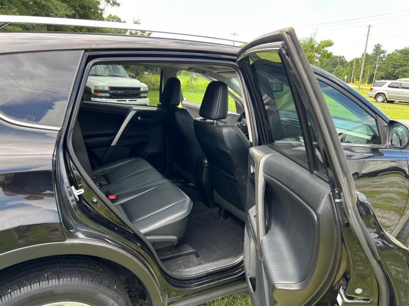 Toyota RAV4 Limited FWD 2015