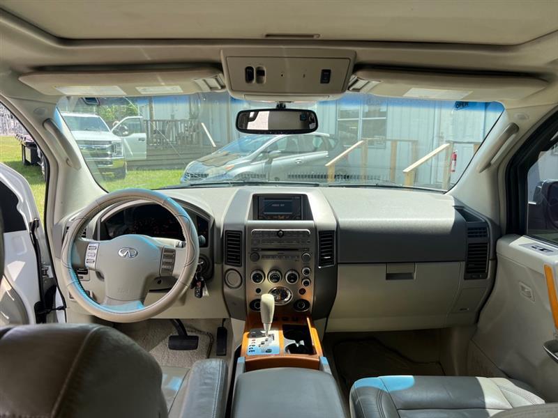 Infiniti QX56 RWD 2006
