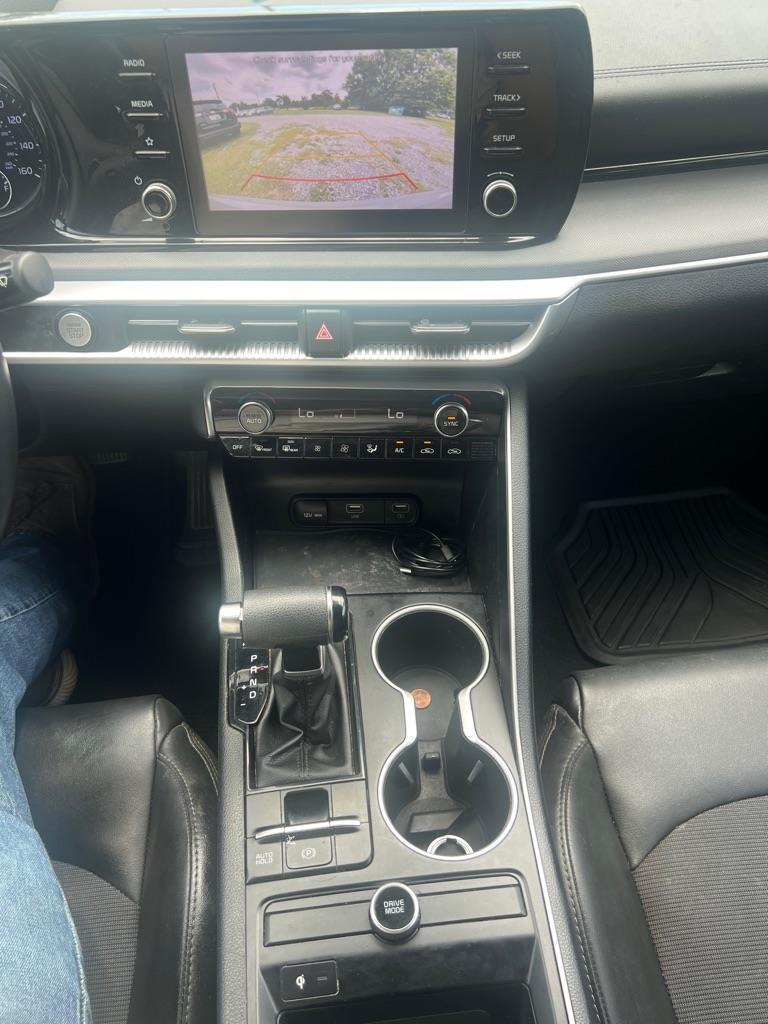 Kia K5  2021