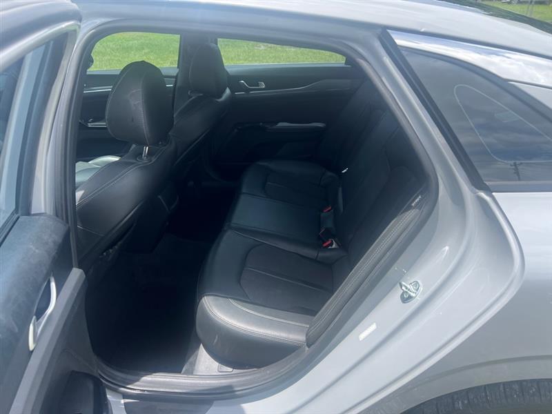 Kia K5  2021