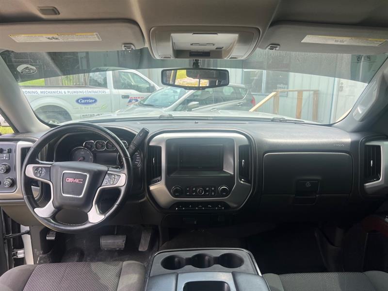 GMC Sierra 1500 SLE Crew Cab Short Box 4WD 2015
