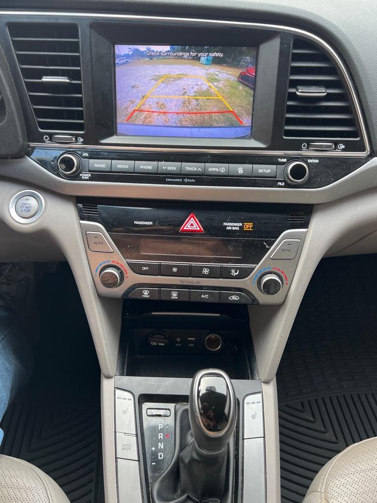 Hyundai Elantra Limited 2018