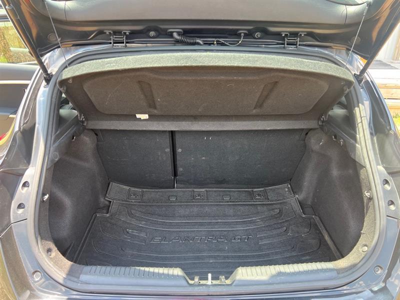 Hyundai Elantra GT A/T 2016