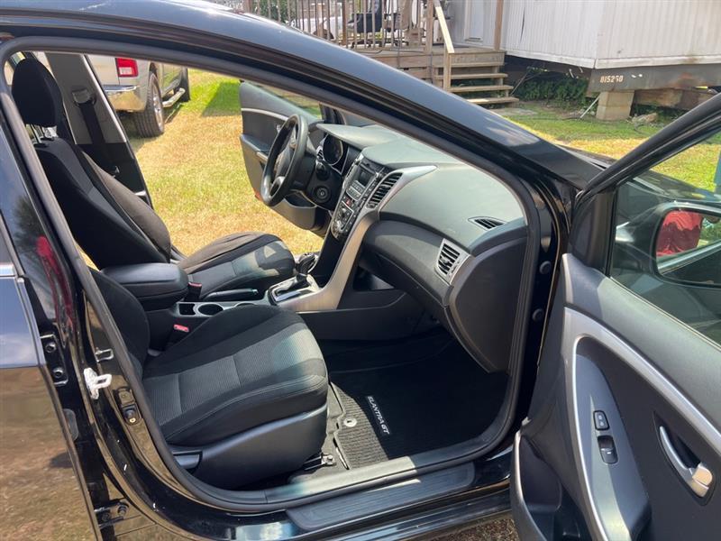 Hyundai Elantra GT A/T 2016