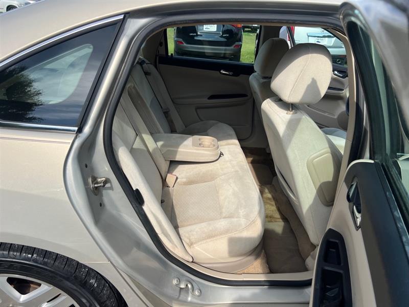 Chevrolet Impala LT 2010