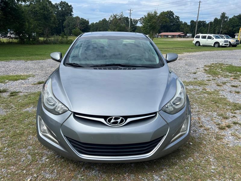 Hyundai Elantra SE 6AT 2015