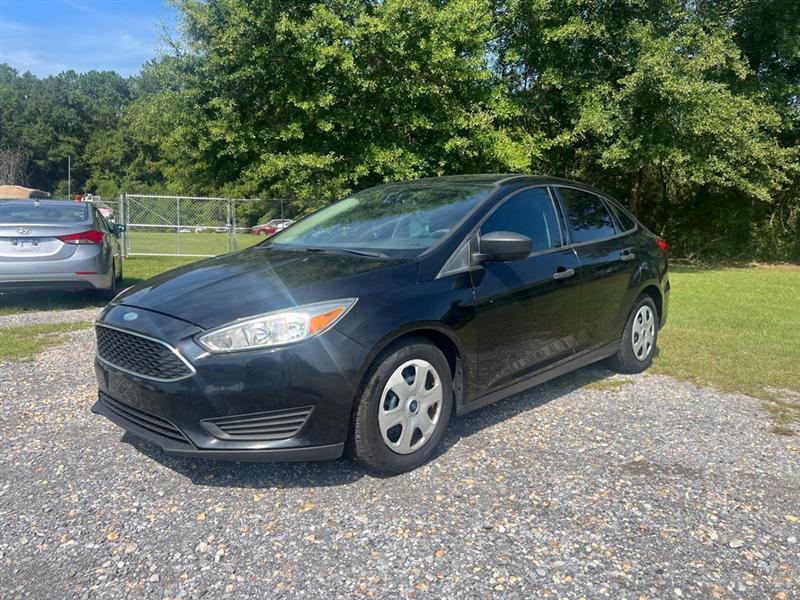 Ford Focus S Sedan 2018