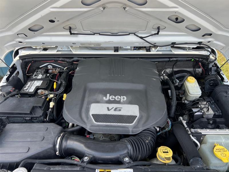 Jeep Wrangler Unlimited Sport 4WD 2014