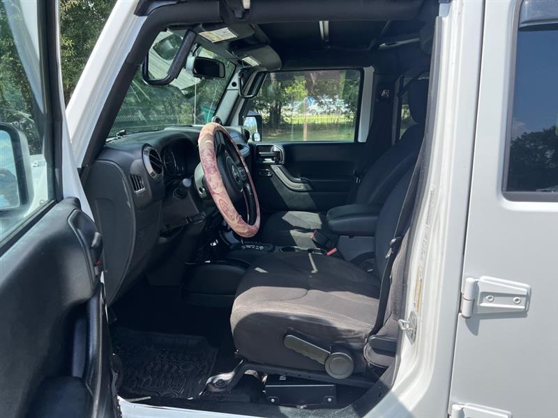 Jeep Wrangler Unlimited Sport 4WD 2014