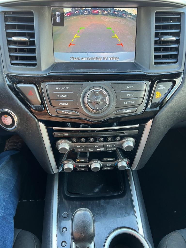 Nissan Pathfinder S 2WD 2019