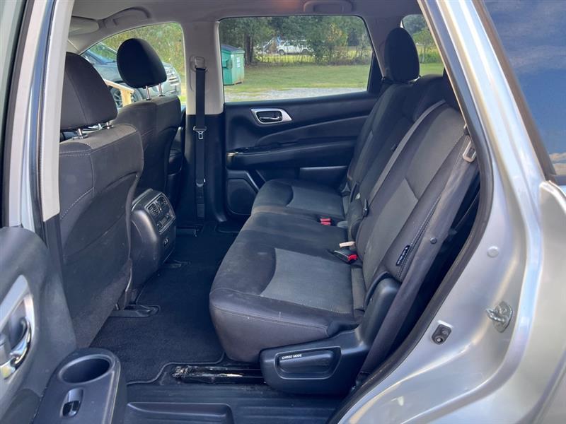 Nissan Pathfinder S 2WD 2019