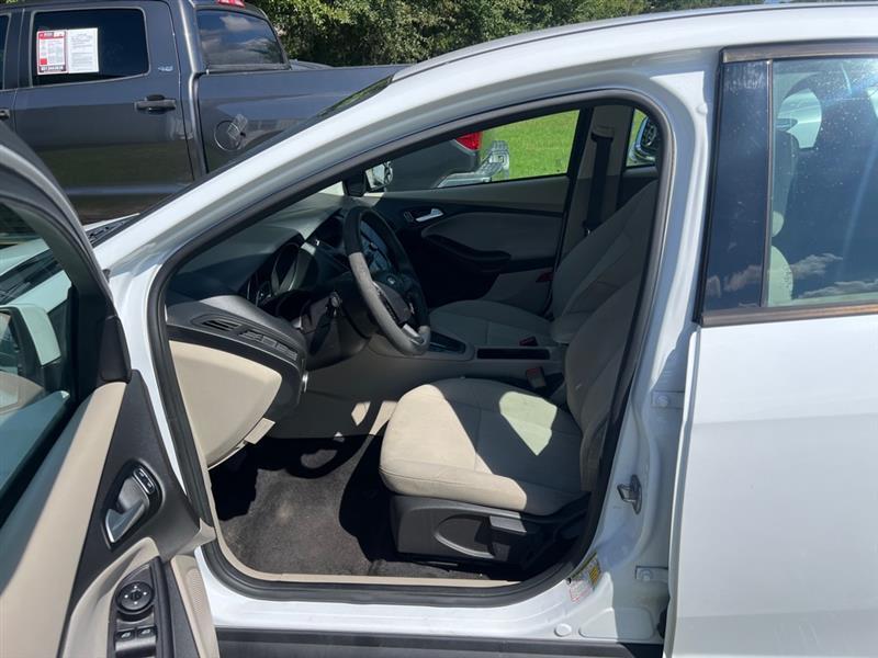 Ford Focus SE Hatch 2017