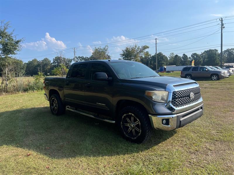 Toyota Tundra SR5 4.6L V8 CrewMax 2WD 2018