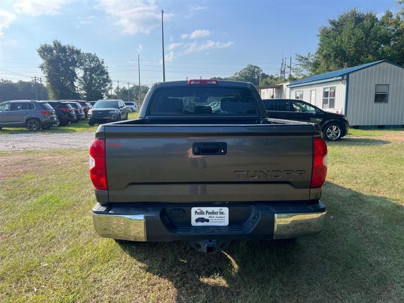 Toyota Tundra SR5 4.6L V8 CrewMax 2WD 2018