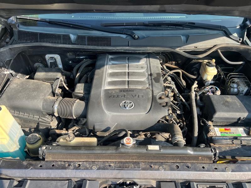 Toyota Tundra SR5 4.6L V8 CrewMax 2WD 2018