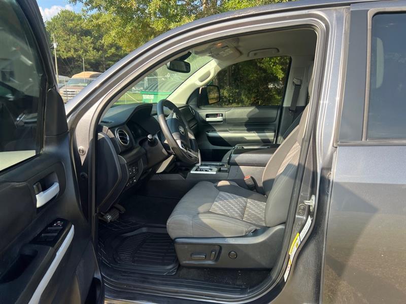 Toyota Tundra SR5 4.6L V8 CrewMax 2WD 2018