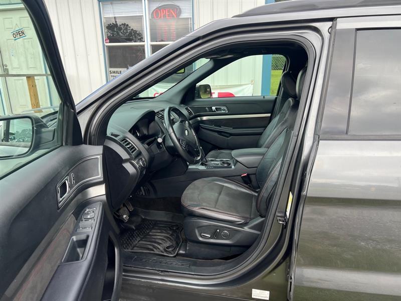 Ford Explorer XLT FWD 2018