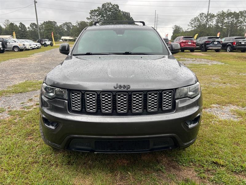 Jeep Grand Cherokee Laredo 2WD 2018