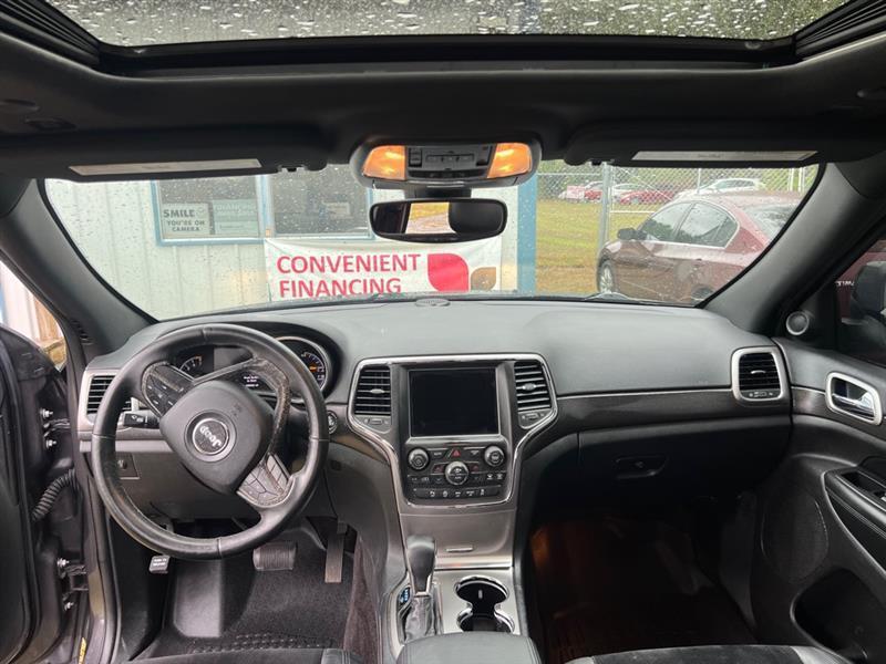 Jeep Grand Cherokee Laredo 2WD 2018