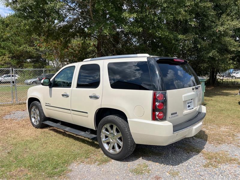 GMC Yukon Denali 2WD 2013