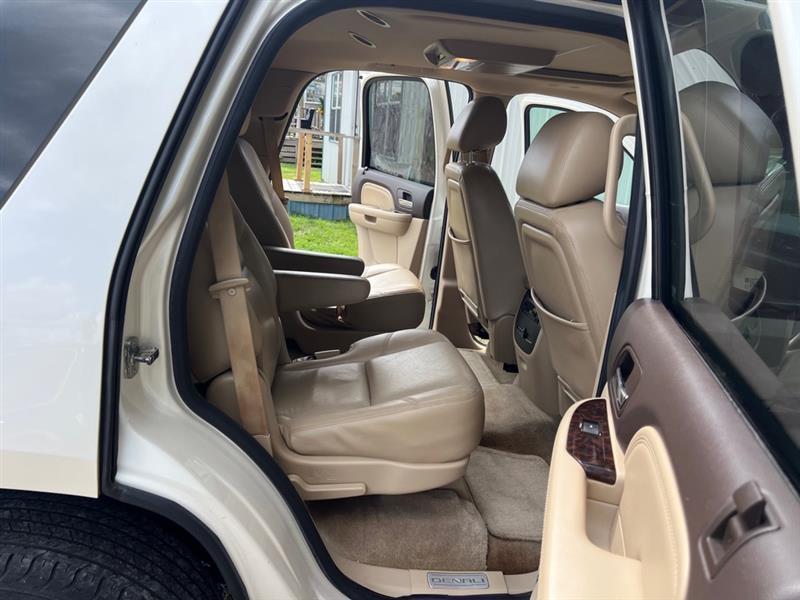 GMC Yukon Denali 2WD 2013