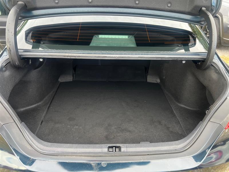 Toyota Camry SE 2021
