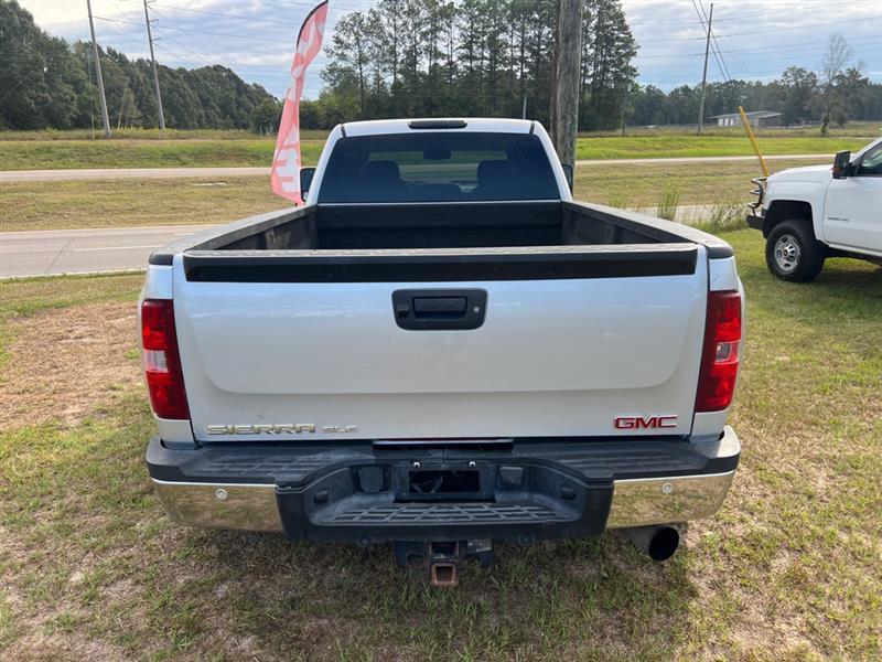 Chevrolet Silverado 3500HD LT Crew Cab 4WD 2011