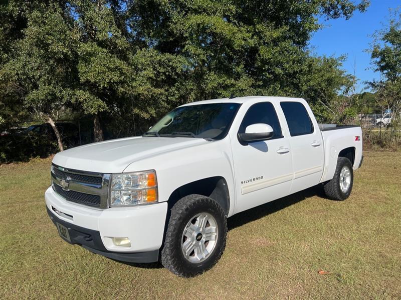 Chevrolet Silverado 1500 LTZ Crew Cab 4WD 2011