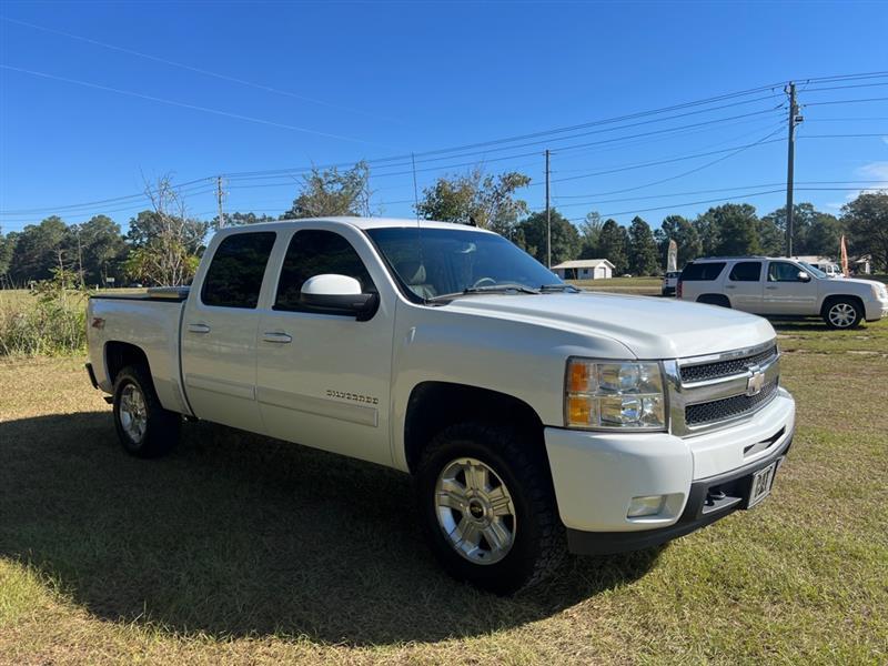 Chevrolet Silverado 1500 LTZ Crew Cab 4WD 2011