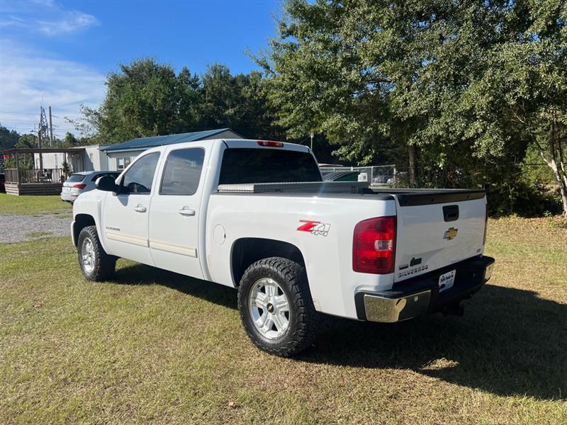 Chevrolet Silverado 1500 LTZ Crew Cab 4WD 2011