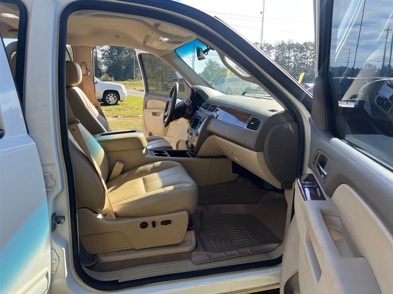 Chevrolet Silverado 1500 LTZ Crew Cab 4WD 2011