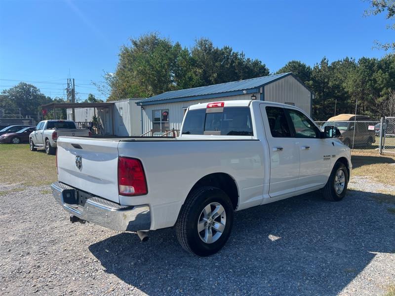 RAM 1500 SLT Quad Cab 2WD 2015