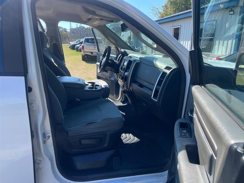 RAM 1500 SLT Quad Cab 2WD 2015