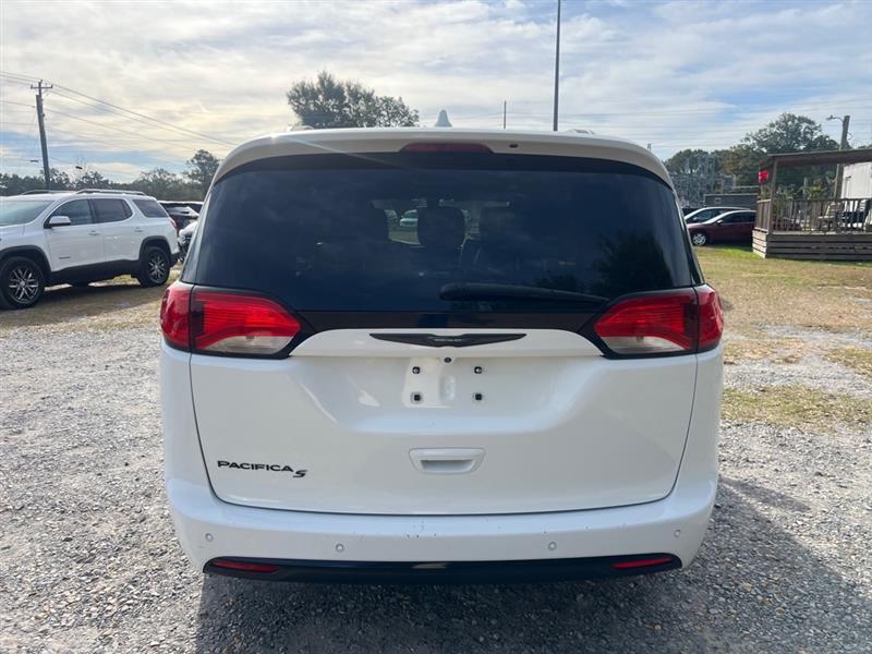 Chrysler Pacifica Touring-L 2020
