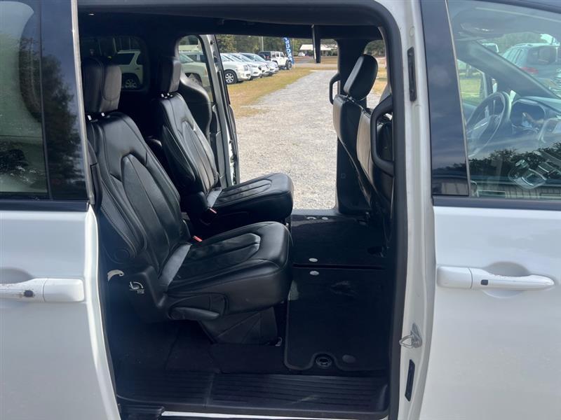 Chrysler Pacifica Touring-L 2020