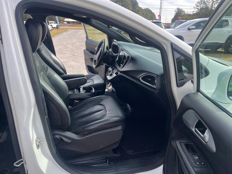 Chrysler Pacifica Touring-L 2020
