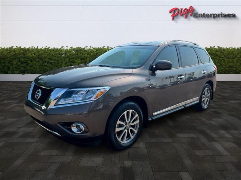 2016 Nissan Pathfinder SL photo 4