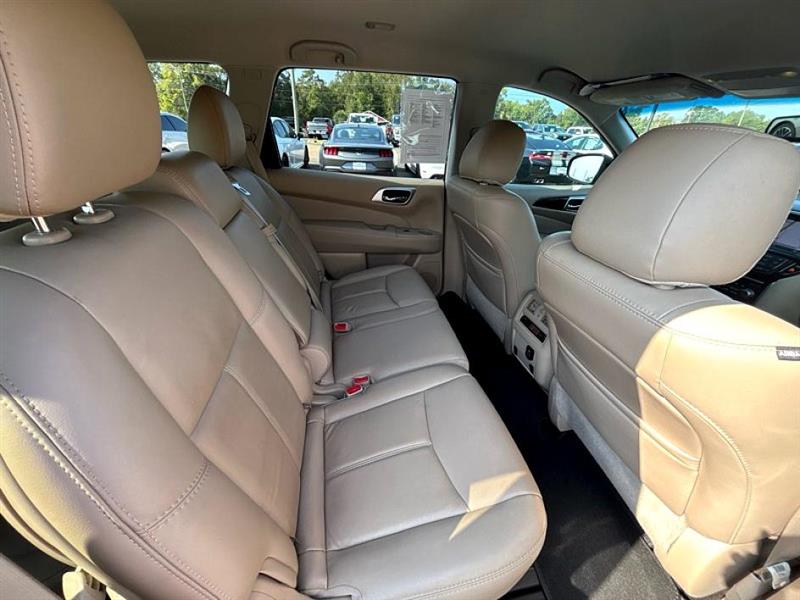 2016 Nissan Pathfinder SL photo 40